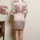 Short Silk Robe with Contrast Trim – Pale Pink