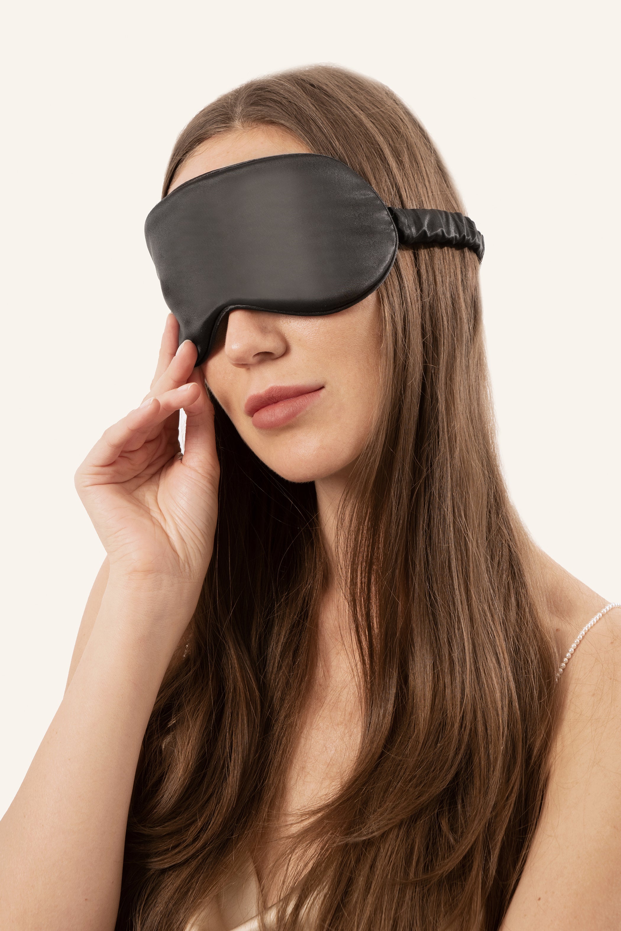 Black silk eye mask – luxury mulberry silk sleep eye mask for travel