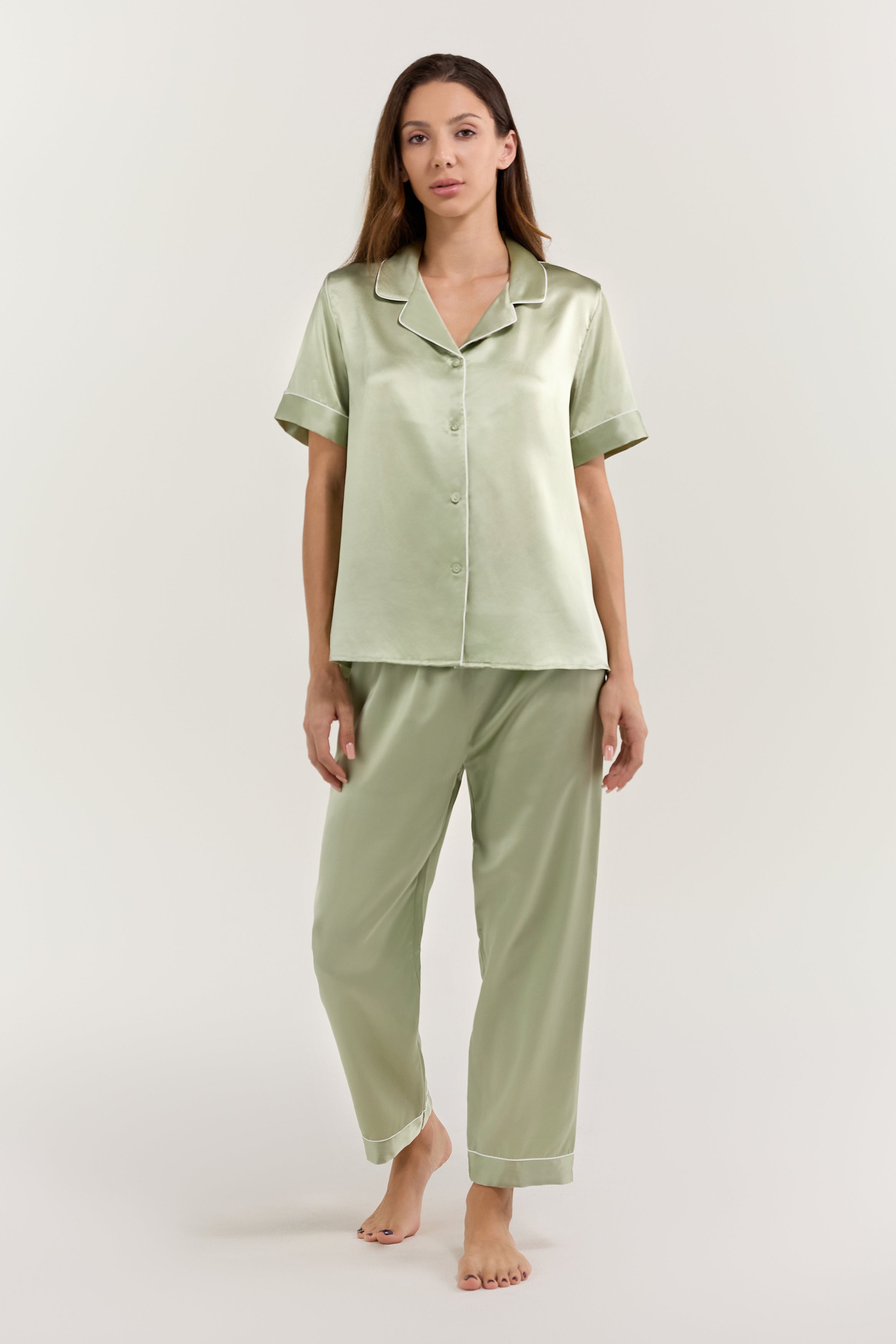 Women's Pure Silk Pajama Set Short Sleeve Top Pants In Avocado