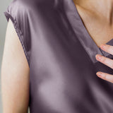 Chemise de nuit mi-longue en pure soie douce pour femme, noire