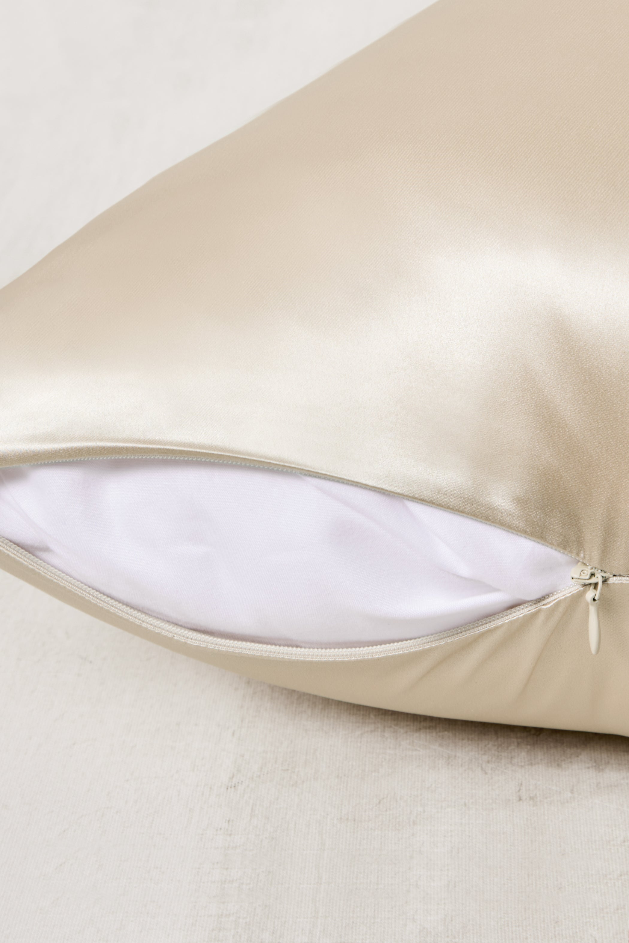 Champagne silk pillow case – soft hidden zipper silk pillowcase for hair
