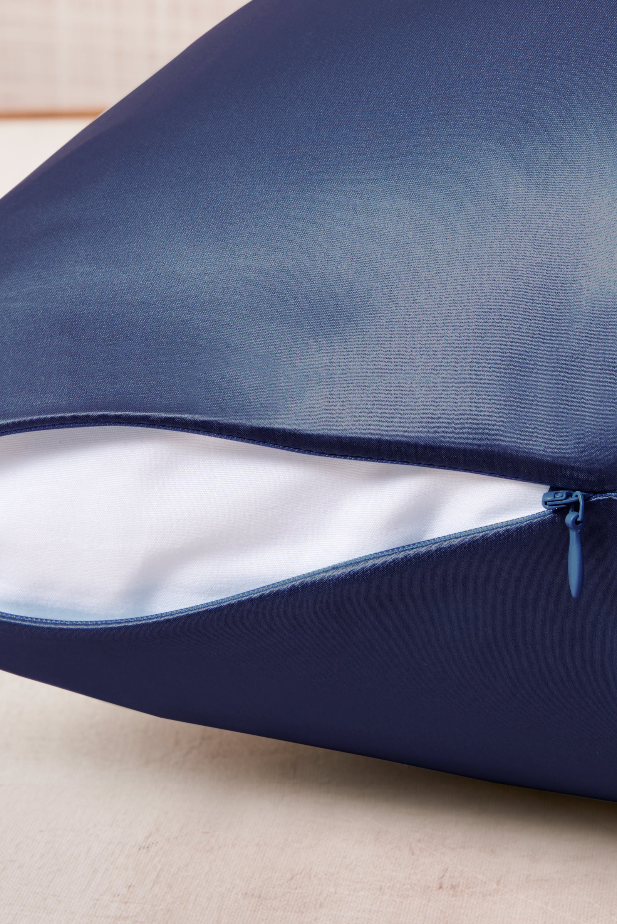 Navy blue silk pillow case – soft hidden zipper silk pillowcase for hair extensions