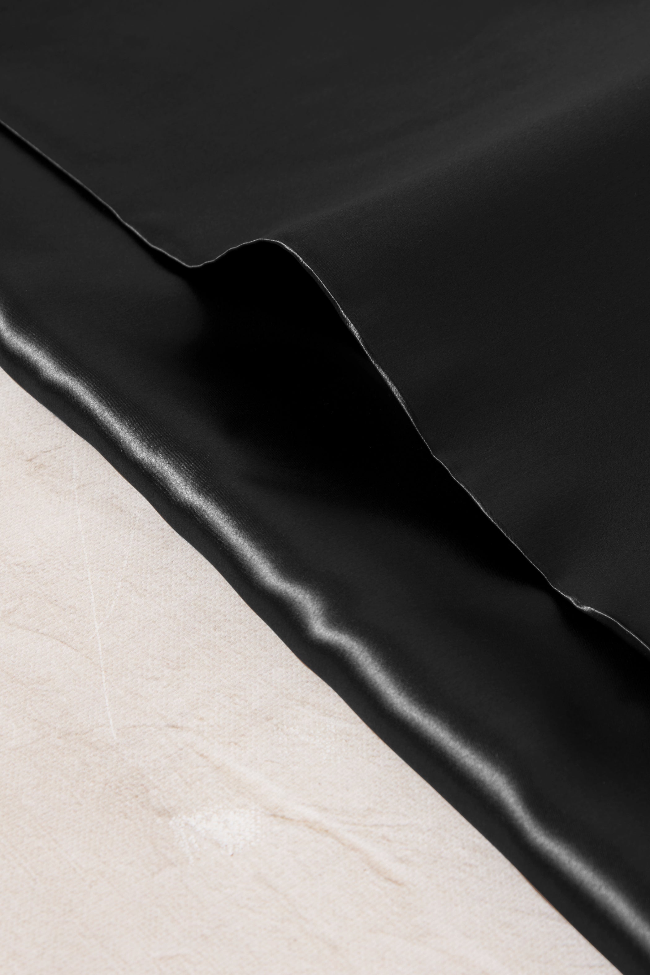 100% silk pillowcase – black silk pillow covers with soft and smooth fabric