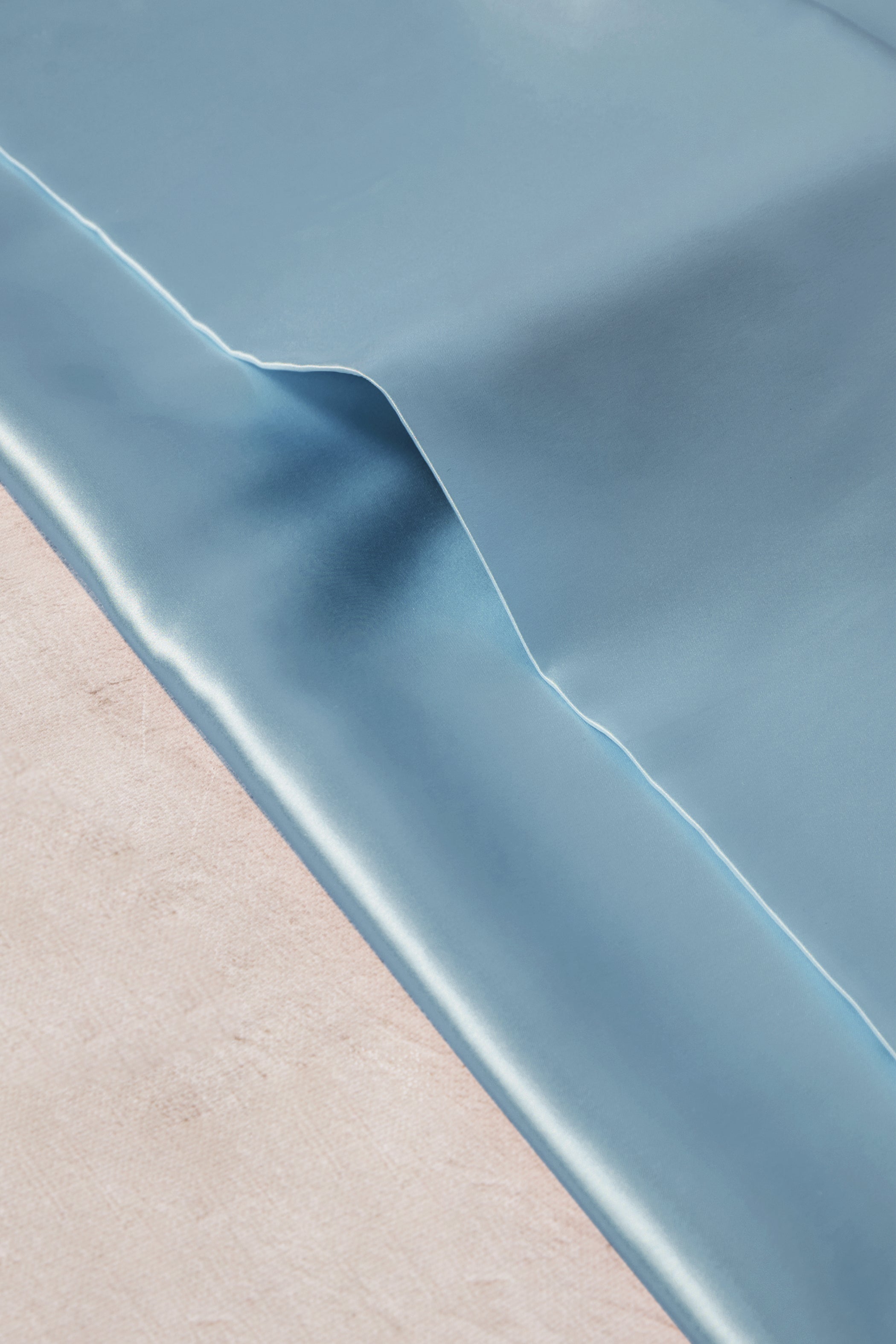 22 momme haze blue silk pillow cases – breathable & wrinkle-free