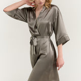 Robe mi-longue en pure soie vert olive pour femme